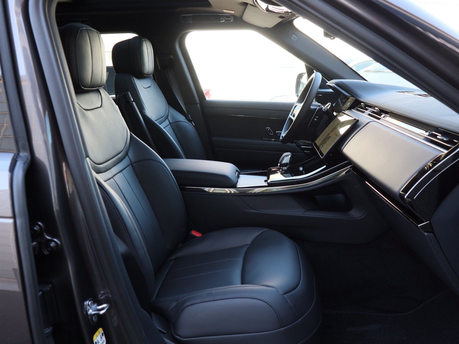 Land Rover Range Rover Sport P460e Dynamic SE Pano - Winter imagem 3
