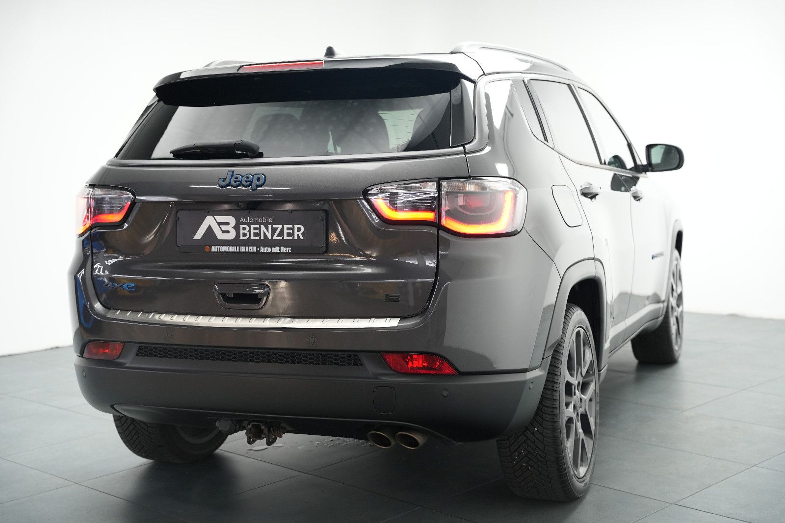 Fahrzeugabbildung Jeep Compass S Plug-In Hybrid 4WD *AlpineSound*Kamera