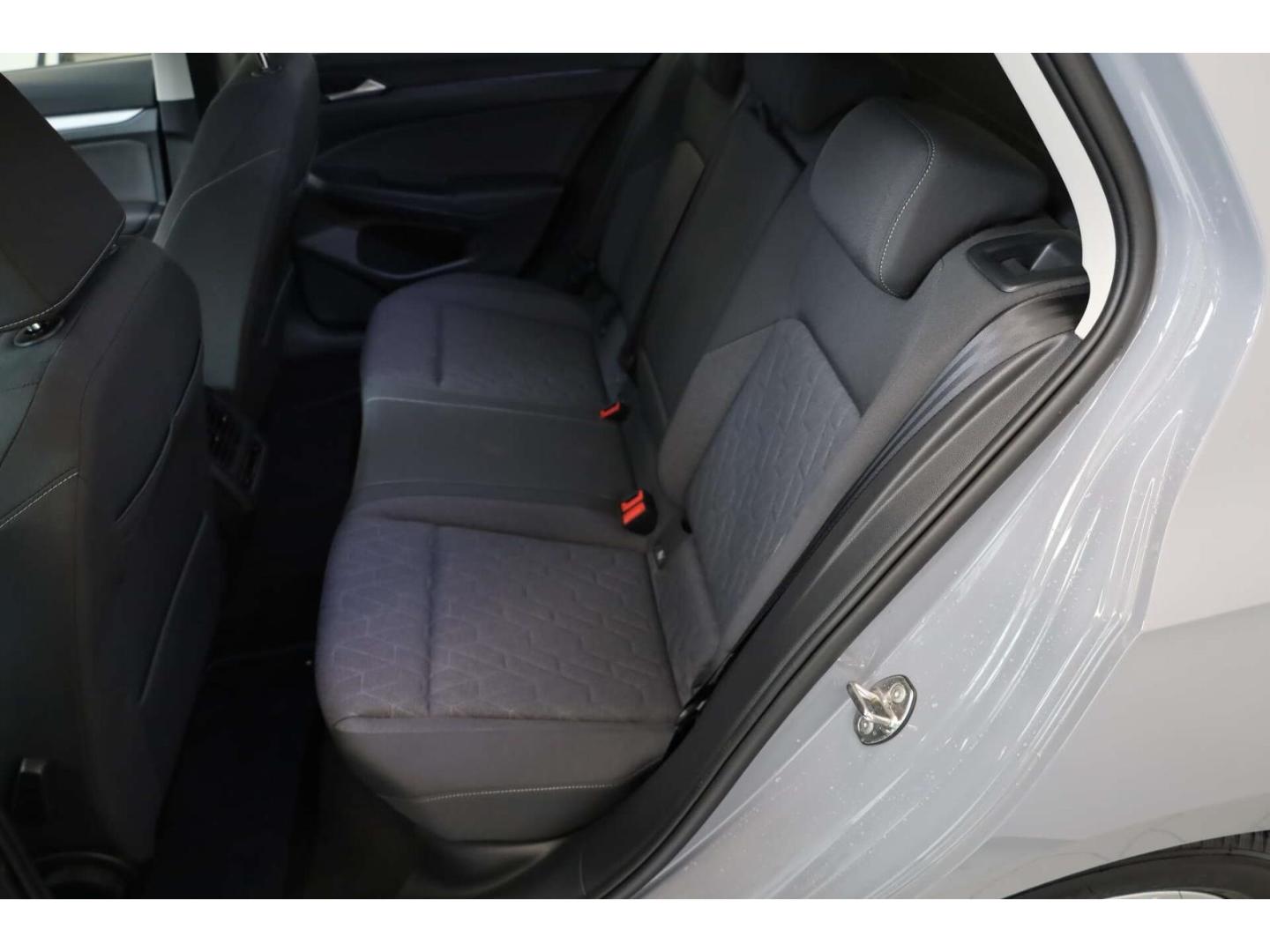 Volkswagen Golf 1.5 TSI Life 6-Gg. Matrix/Std.Hz./RFK/ACC, миниатюра 15