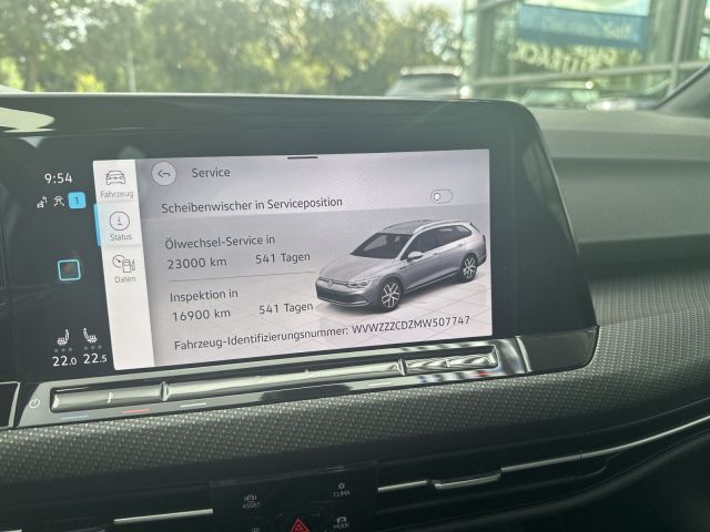 Golf VIII Variant 2.0 TDI R-Line, Pano AHK Navi