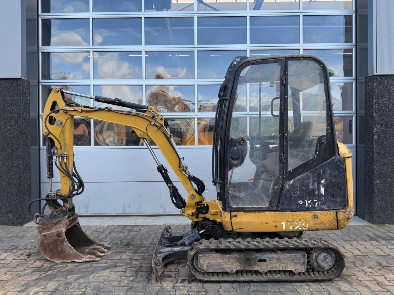 CAT 301.7D