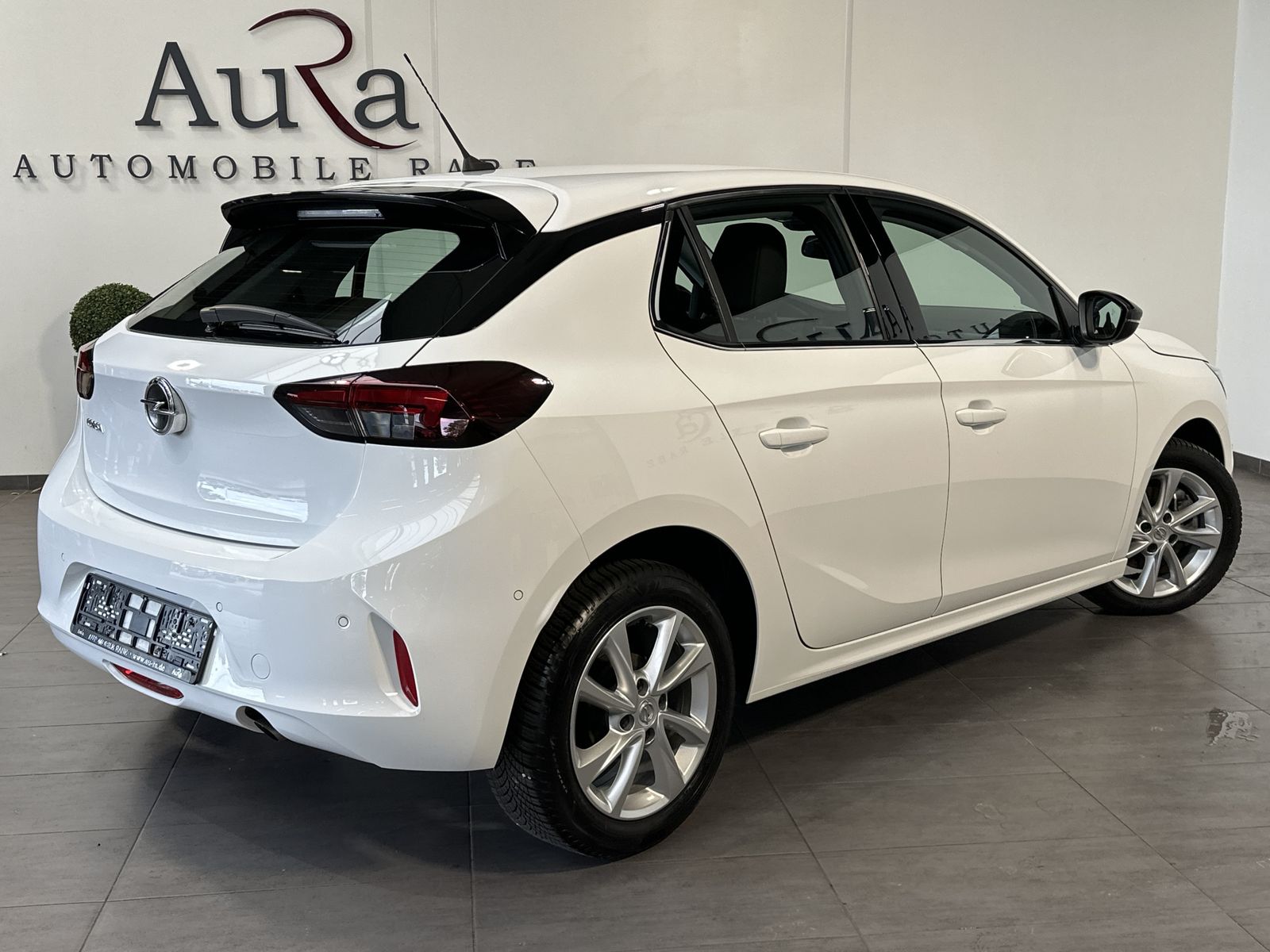 Fahrzeugabbildung Opel Corsa 1.2 5-Türer Elegance LED+DAB+SHZ+EPH+TEMP