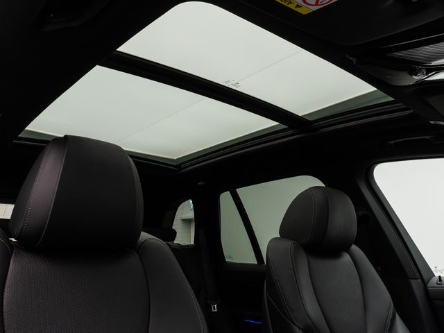 Foto Nummer 31: BMW X5 M50