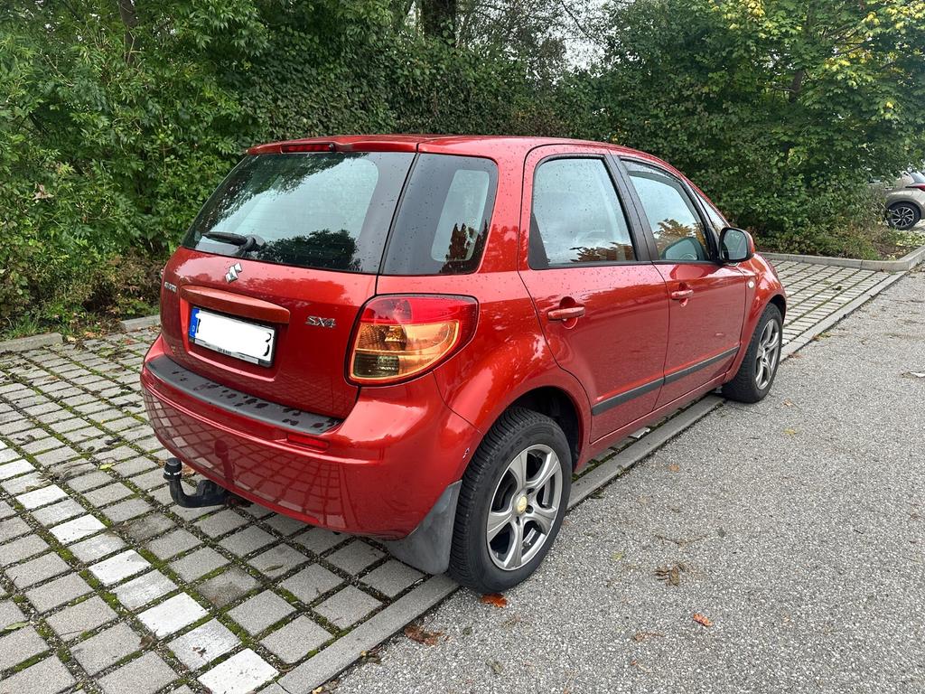Suzuki SX4