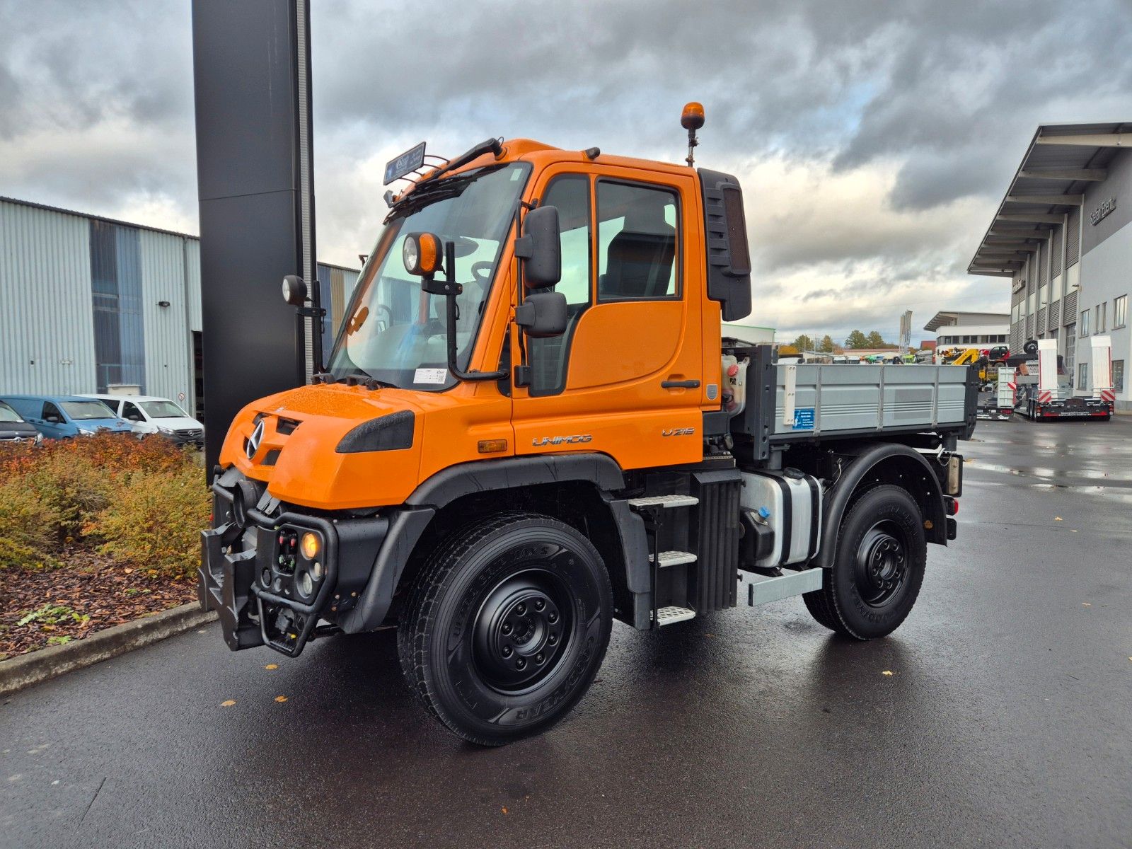 Fahrzeugabbildung Mercedes-Benz U 218 4x4 Winterdienst, Hydrostat, Zapfwelle