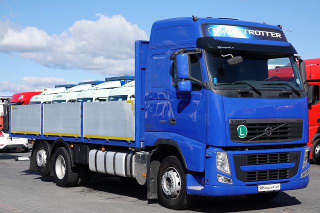 Volvo FH 500 / 6X2 / SKRZYNIOWY - 7,4 M / SOLÓWKA / OŚ