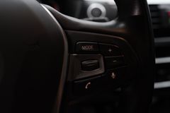 BMW X3 xDrive 20 d Advantage*AHK*KAMERA*HEADUP*LED BMW X3 xDrive 20 d Advantage*AHK*KAMERA*HEADUP*LED
