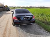 Mercedes-Benz E 350d EXCLUSIVE Autom. EXCLUSIVE - Mercedes-Benz E-Klasse: Exclusive