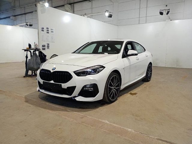 BMW 218i Gran Coupé M-SPORT PANO Leder Navi DAB 19"