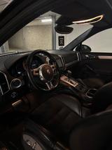 Porsche Cayenne GTS  - Porsche Gebrauchtwagen in Hanau