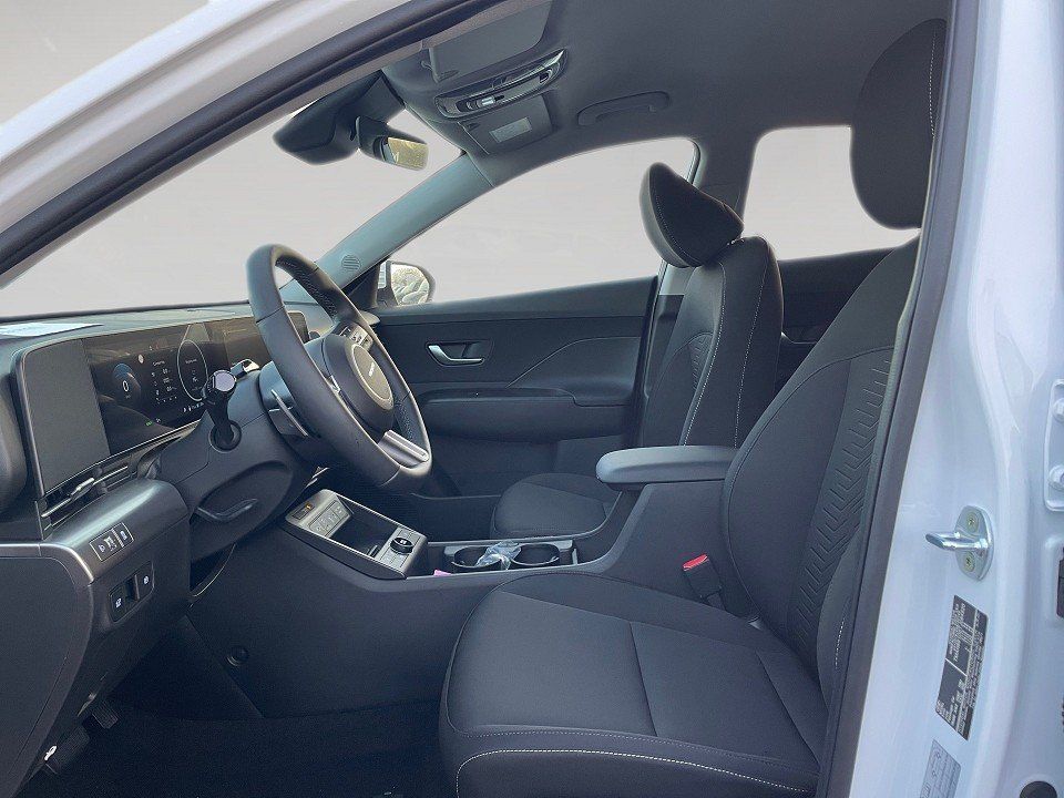 Fahrzeugabbildung Hyundai KONA Elektro 49kWh Trend Assistenz-Paket, el. He