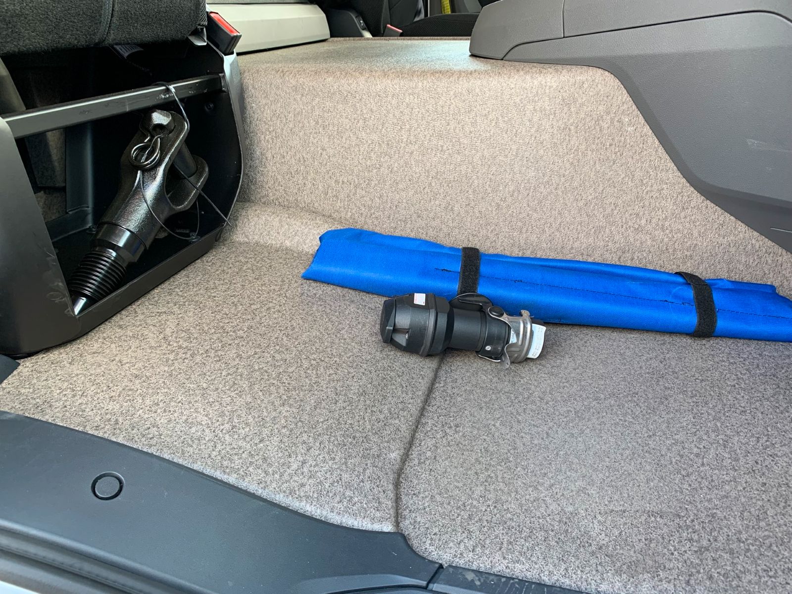 Fahrzeugabbildung DAF FA XD 370 zikun Swing-Board-Aufbau