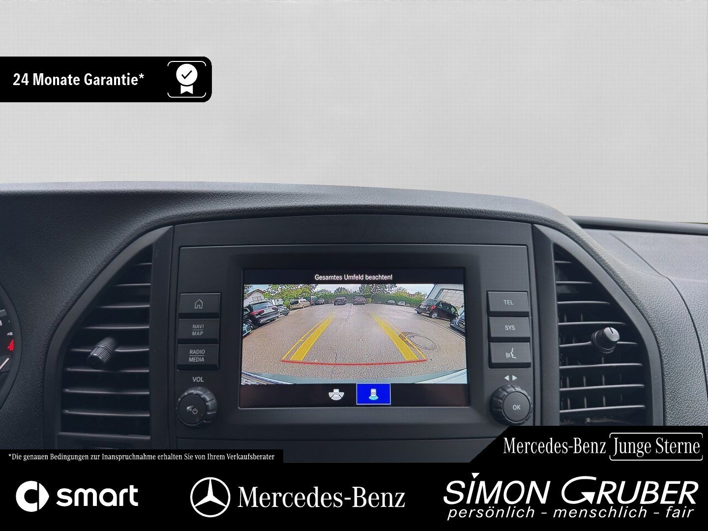 Fahrzeugabbildung Mercedes-Benz Vito 114 Tourer extralang Navi Kamera 8 Sitzer
