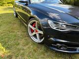 Audi S6 4.0 TFSI quattro S tronic Avant - - blaue Audi S6