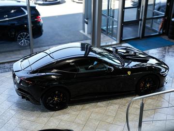 صورة 9 لـ 2022 Ferrari ROMA