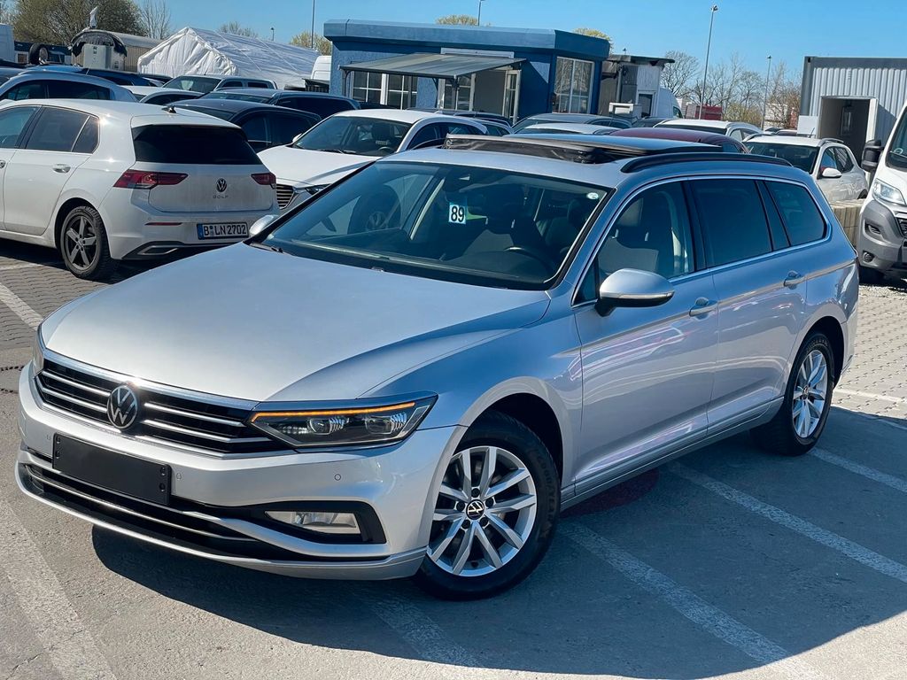 Image of Volkswagen Passat Variant