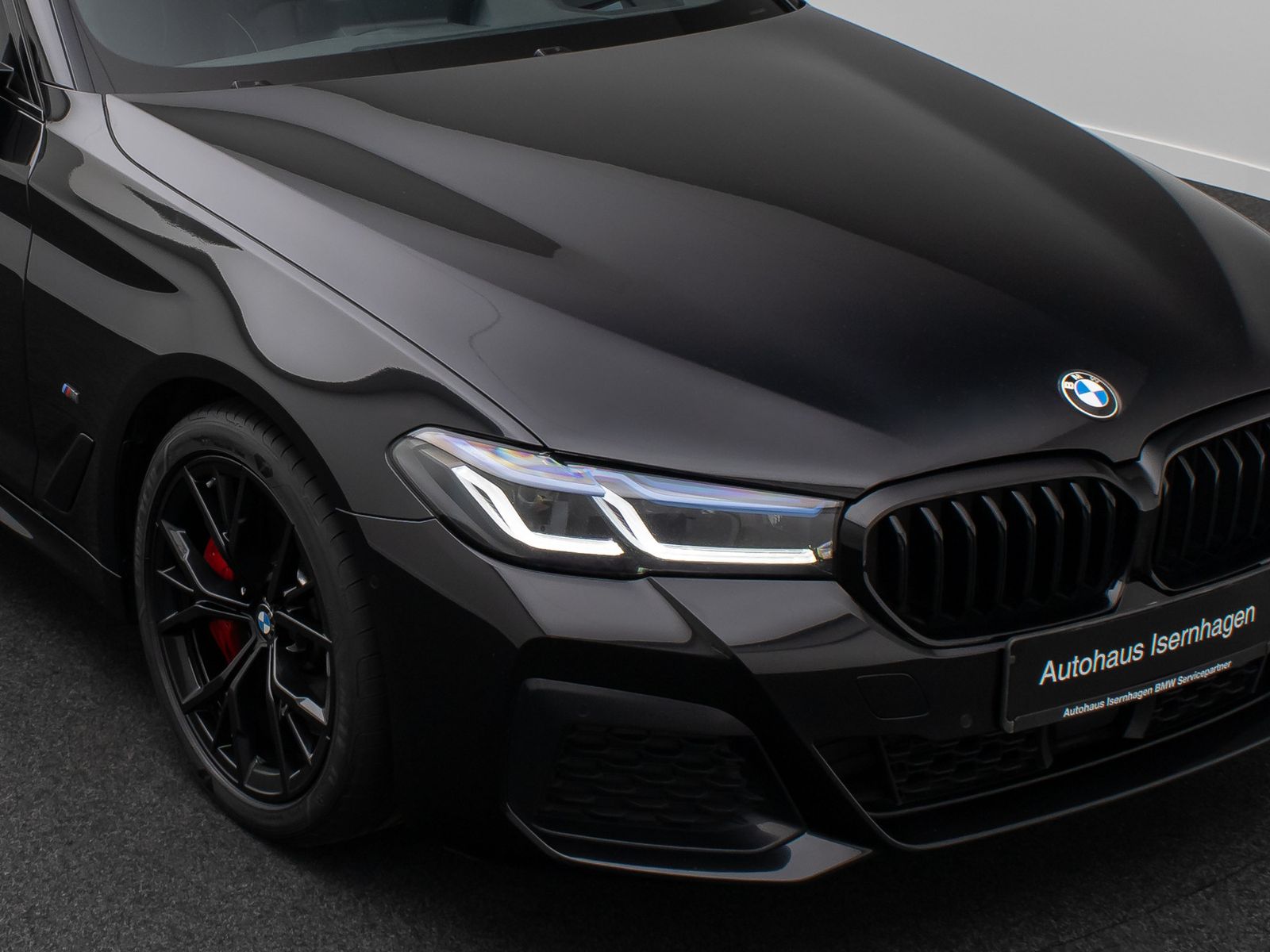 Fahrzeugabbildung BMW 540d xD M Sport Individual HUD DAB H/K Laser