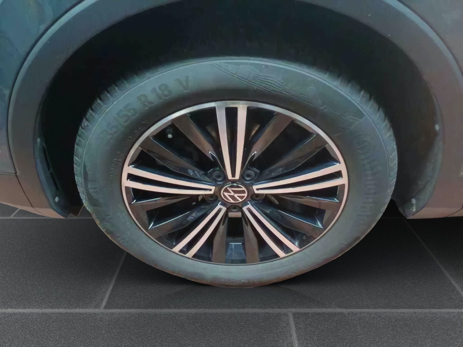 Volkswagen Tiguan - Bild 7