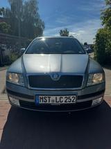 Skoda Octavia Combi Ambiente - gebrauchte Skoda Octavia aus dem Jahr 2005
