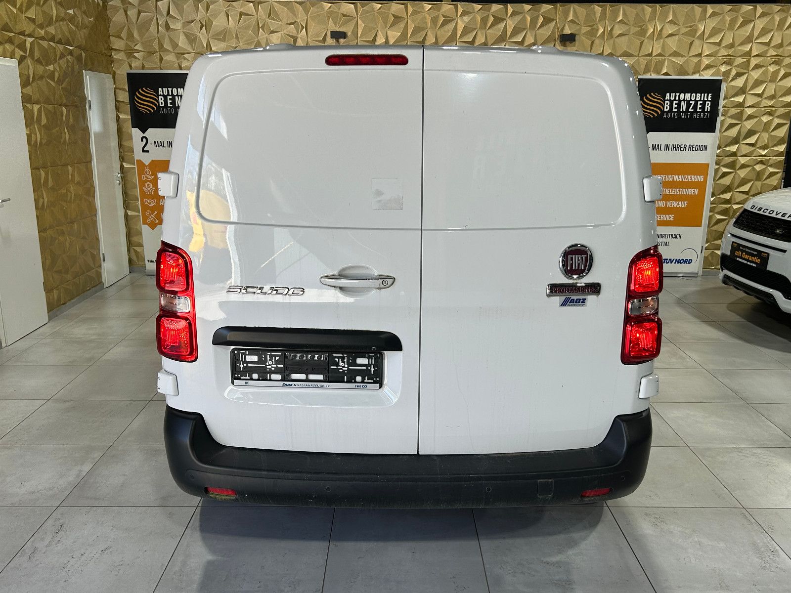 Fahrzeugabbildung Fiat Scudo L2 Basis/360°/APPLE/KLIMA/3-SITZ