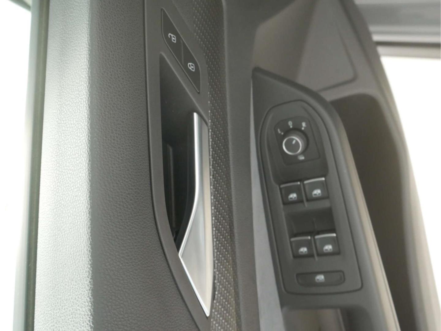 Volkswagen Golf 2.0 TSI 4Motion R-Line DSG LED/App-Connect, миниатюра 16