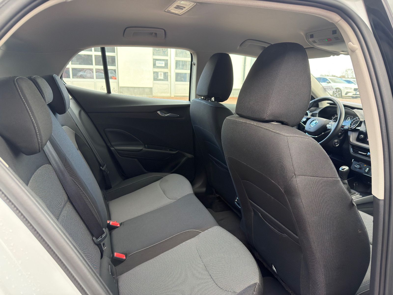 Fahrzeugabbildung SKODA Fabia Selection
