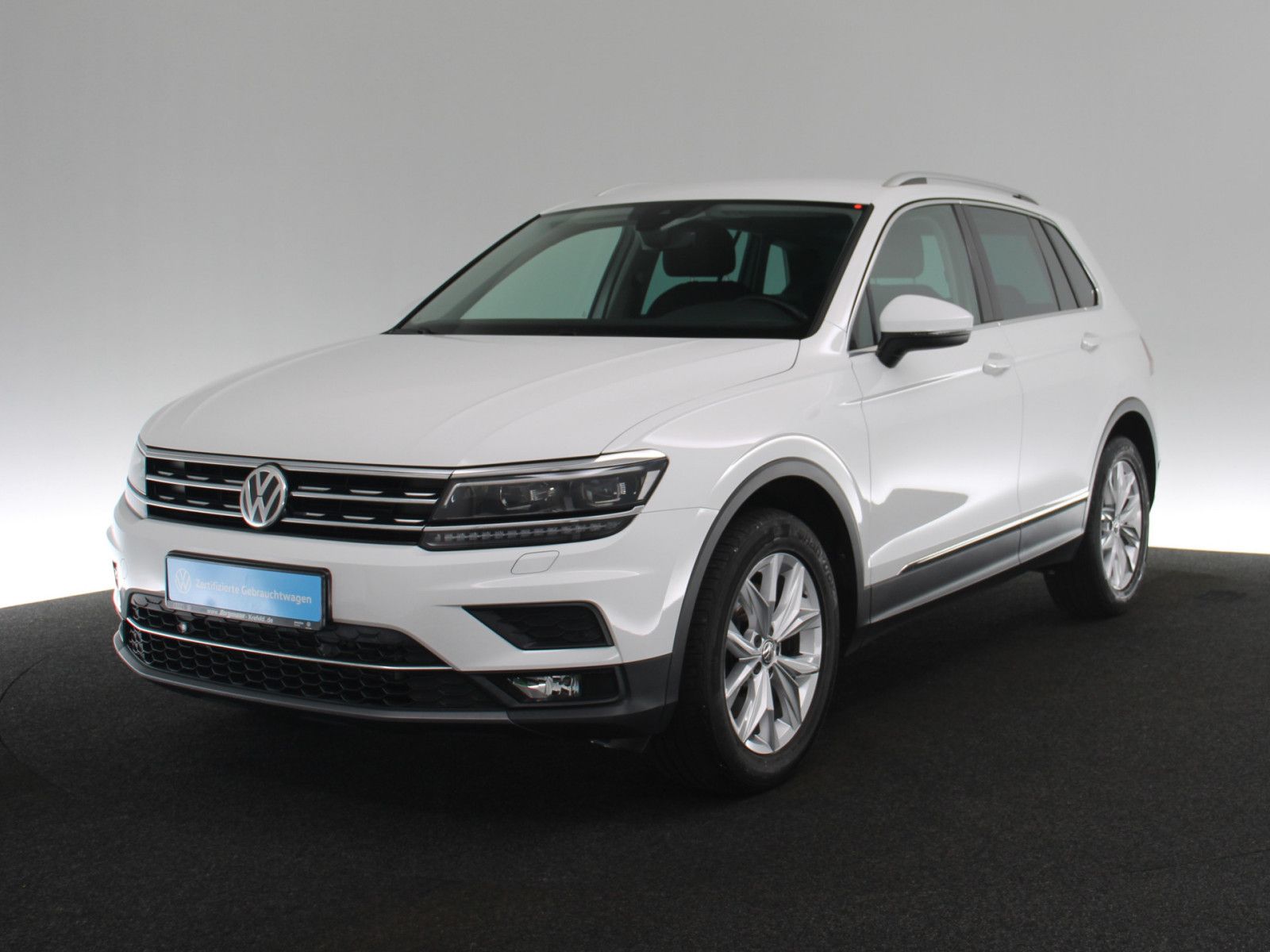 Volkswagen Tiguan 2.0 TSI BMT Highline 4Motion LED AID ACC foto 2