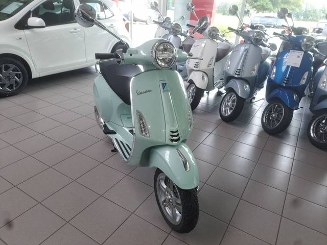 Vespa PRIMAVERA 125