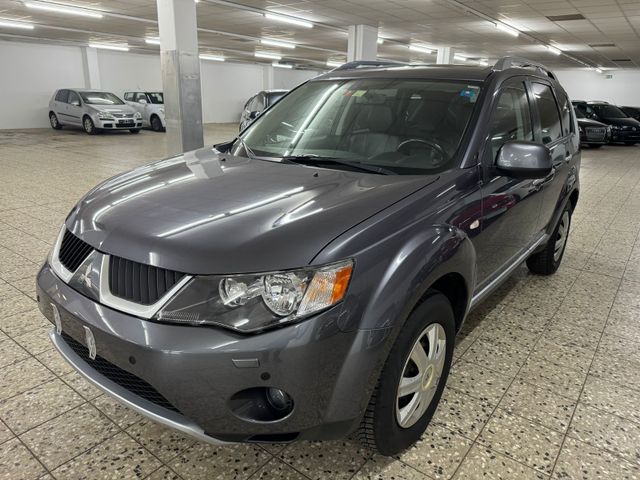 Mitsubishi Outlander 2.4 Instyle/70.000Km/Automatik/Allrad/