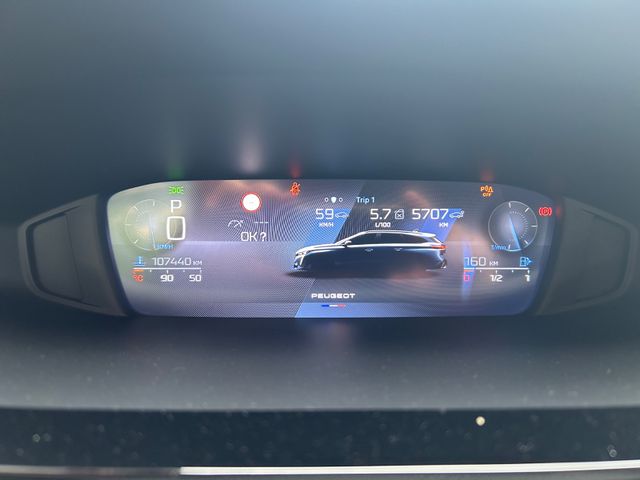 Fahrzeugabbildung Peugeot 308 SW Active Pack Automatikgetriebe