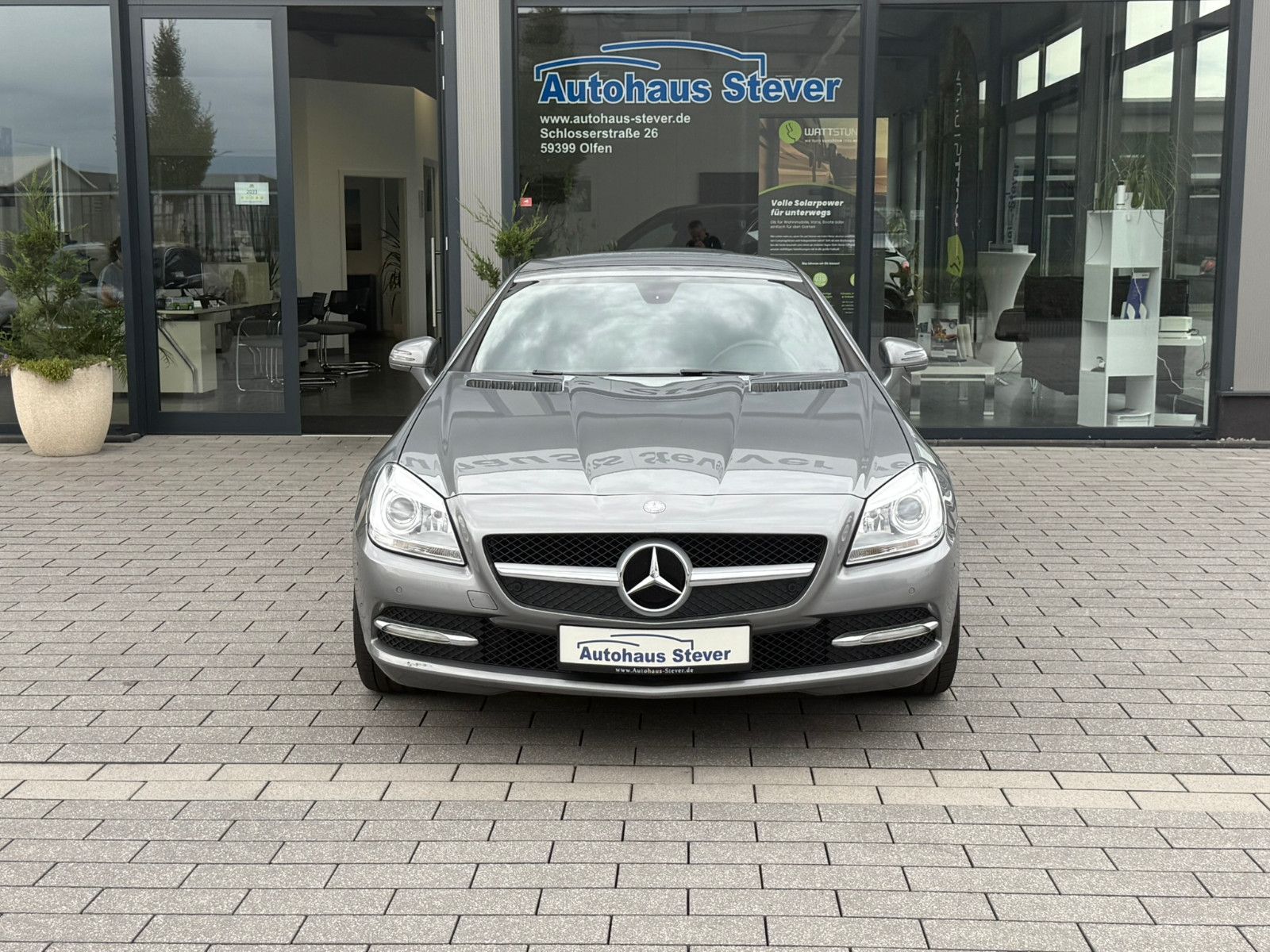 Fahrzeugabbildung Mercedes-Benz SLK 200 Roadster NAVI KLIMA LEDER AIRSHAFT PDC