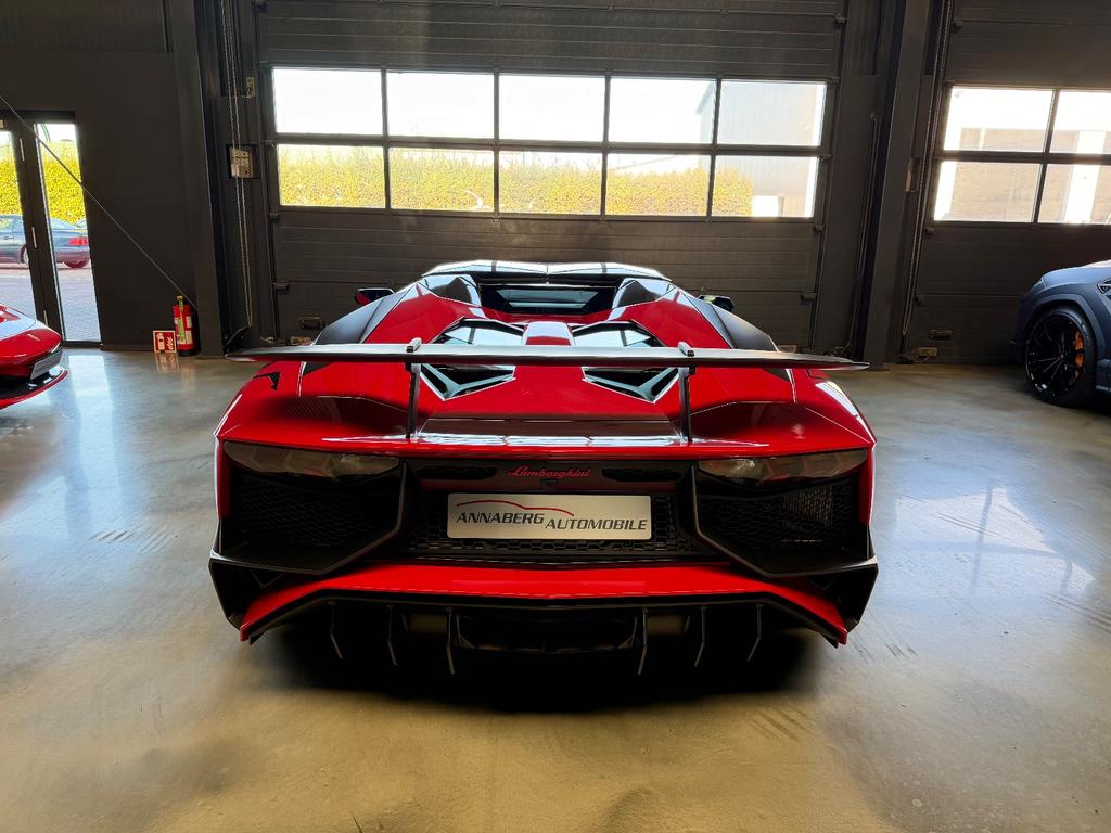 Lamborghini Aventador