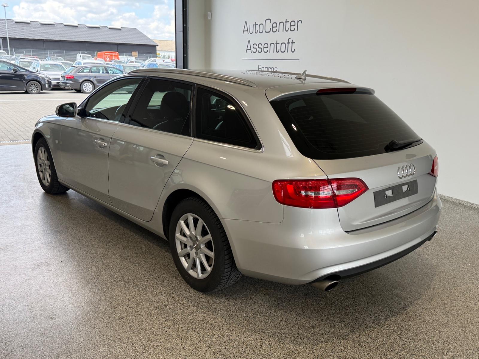 Audi A4 2013 — photo 8