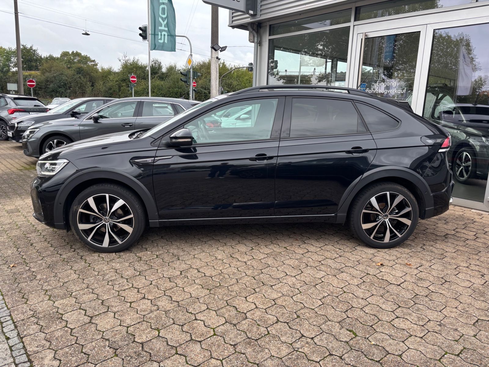 Fahrzeugabbildung Volkswagen Taigo R-Line Kam ACC