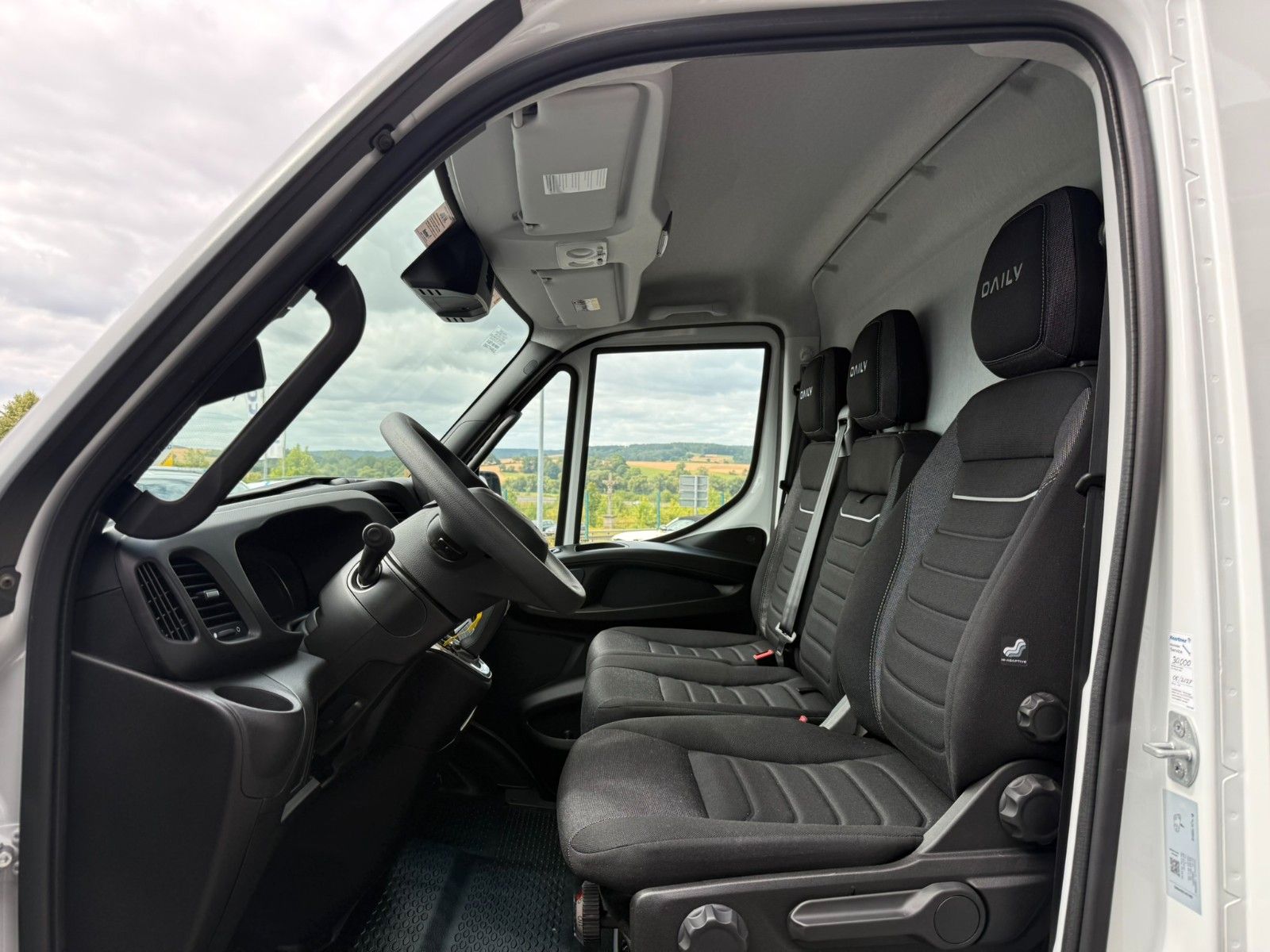 Fahrzeugabbildung Iveco Daily 35S16HA8 V Kühlkastenwagen *R 3520 mm*Navi