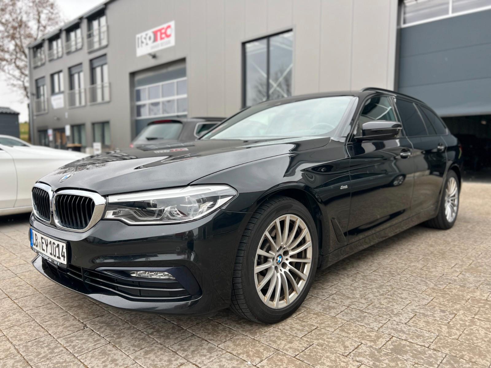 BMW 530i Sport PANO 360 MEMORY HUD D-KEY ACC AHK LIV