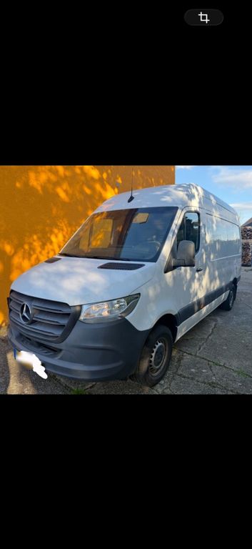 Image of Mercedes-Benz Sprinter