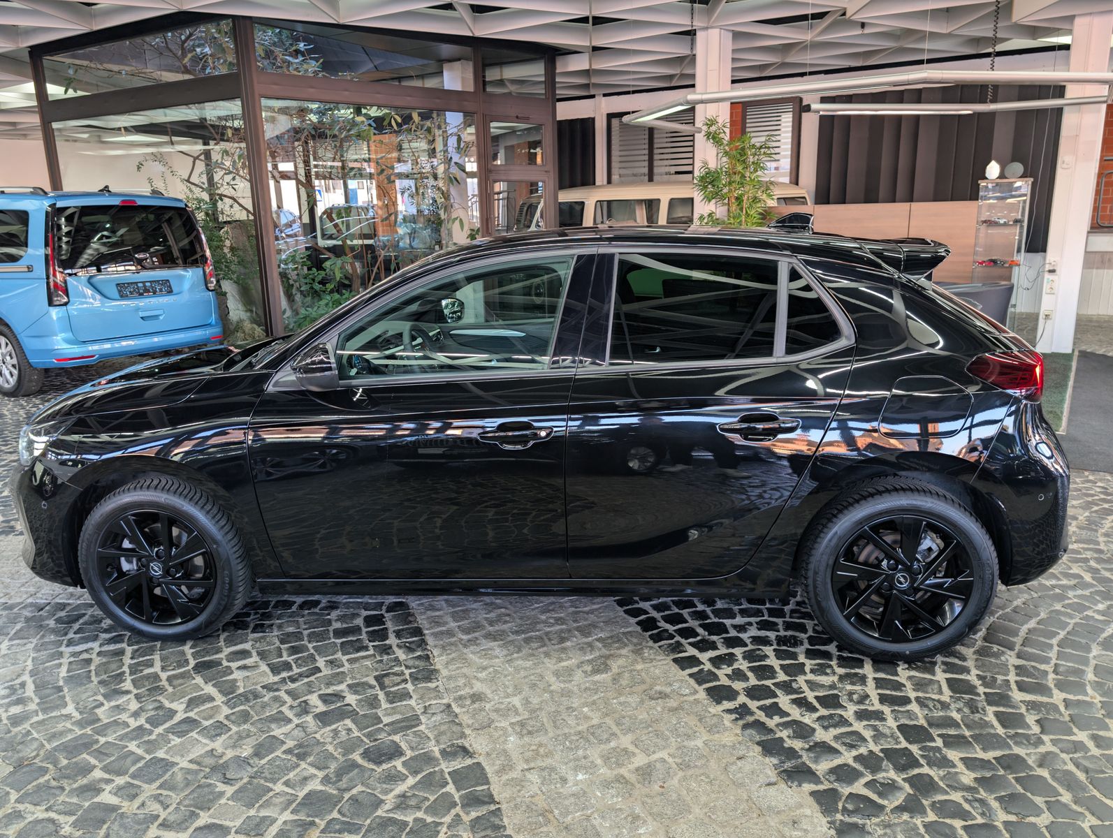 Fahrzeugabbildung Opel Corsa F 1.2T GS TECH LED KAM SHZ VIRT APP BHL LM