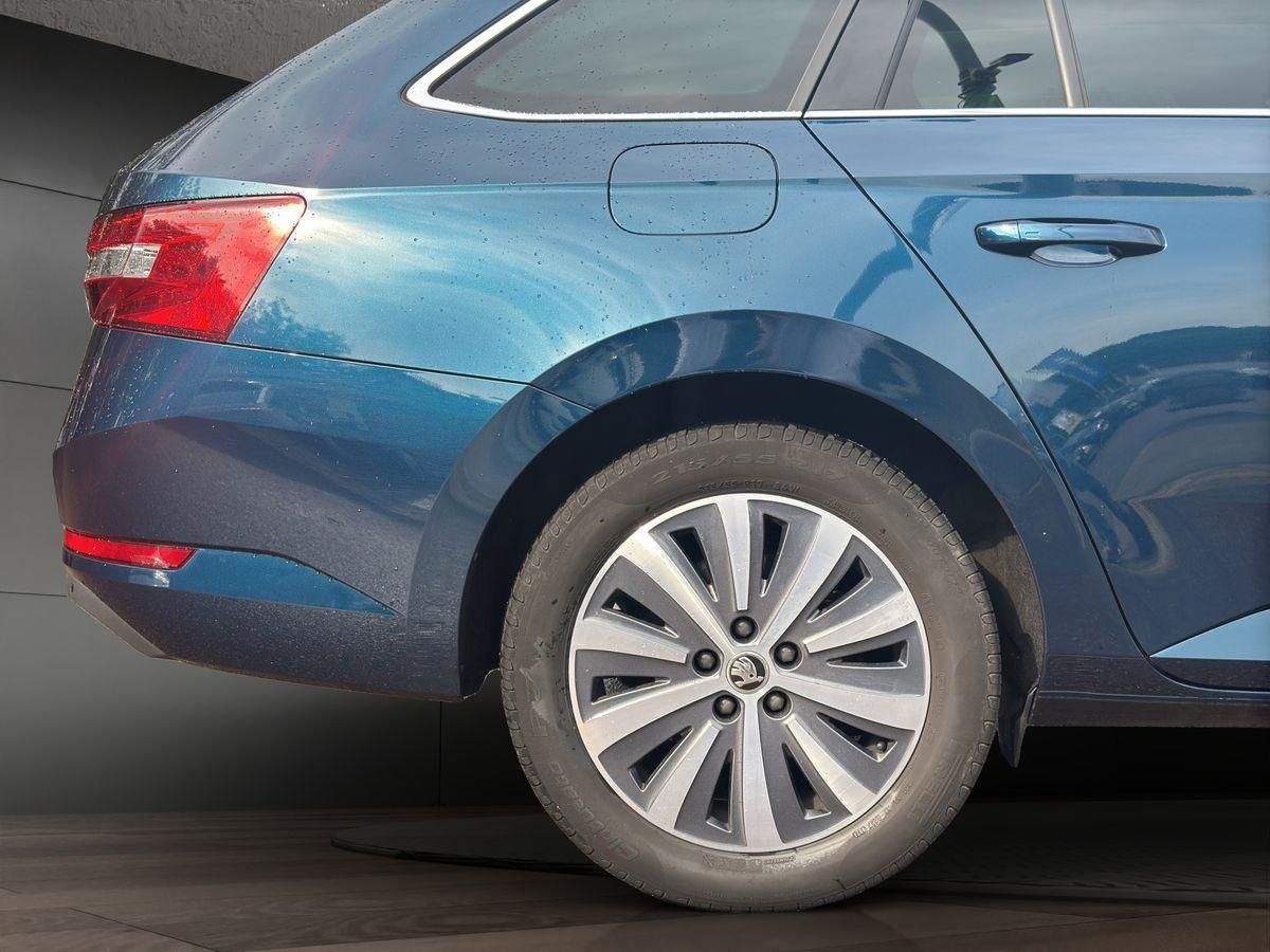 Superb Ambition 2.0 TDI DSG AHK RFK SCHIEBEDACH 