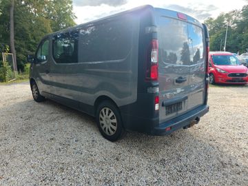 Opel Vivaro - 12
