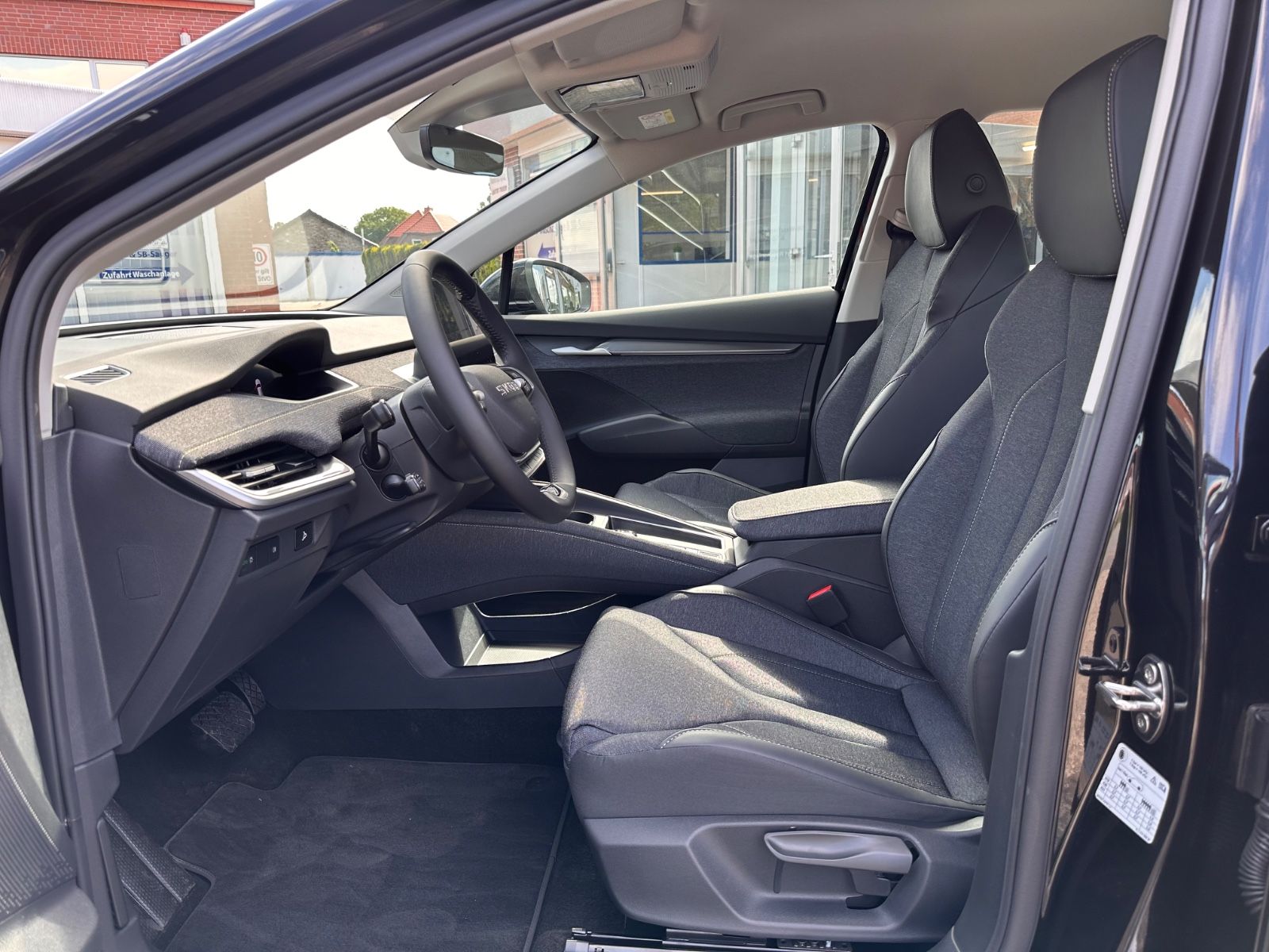 Fahrzeugabbildung SKODA Elroq 60 Loft AHK/ACC/Navi/LED/RFK/PDC/APP