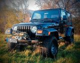 Jeep 2.4 L SCHÖNER KLASSIKER *Seilwinde* *LPG-Gas*