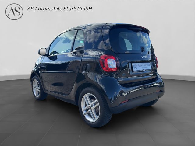 Fahrzeugabbildung Smart fortwo EQ Schnelllade+Sitzh.+DAB+Tempomat