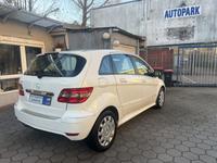 Mercedes-Benz B 180 Avantgarde*Tiptronic*Navi*Leder*PDC*2.Hand