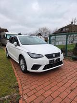 Seat Ibiza Style PDC Lane Assist LED Sitzheizung Alu - Seat Ibiza Style mit Benzin-Antrieb