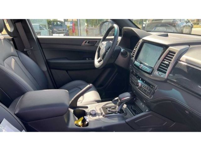 Fahrzeugabbildung Ssangyong MUSSO Grand 4WD Autm. Sapphire Anhängerkupplung