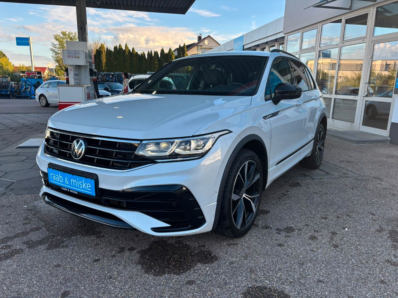 Volkswagen Tiguan R-Line 4Motion *AHK/Navi/360°/SHZ* imagem 2