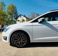 SEAT Leon ST FR*TÜV 09/27*AHK*Scheckheft*Automatik