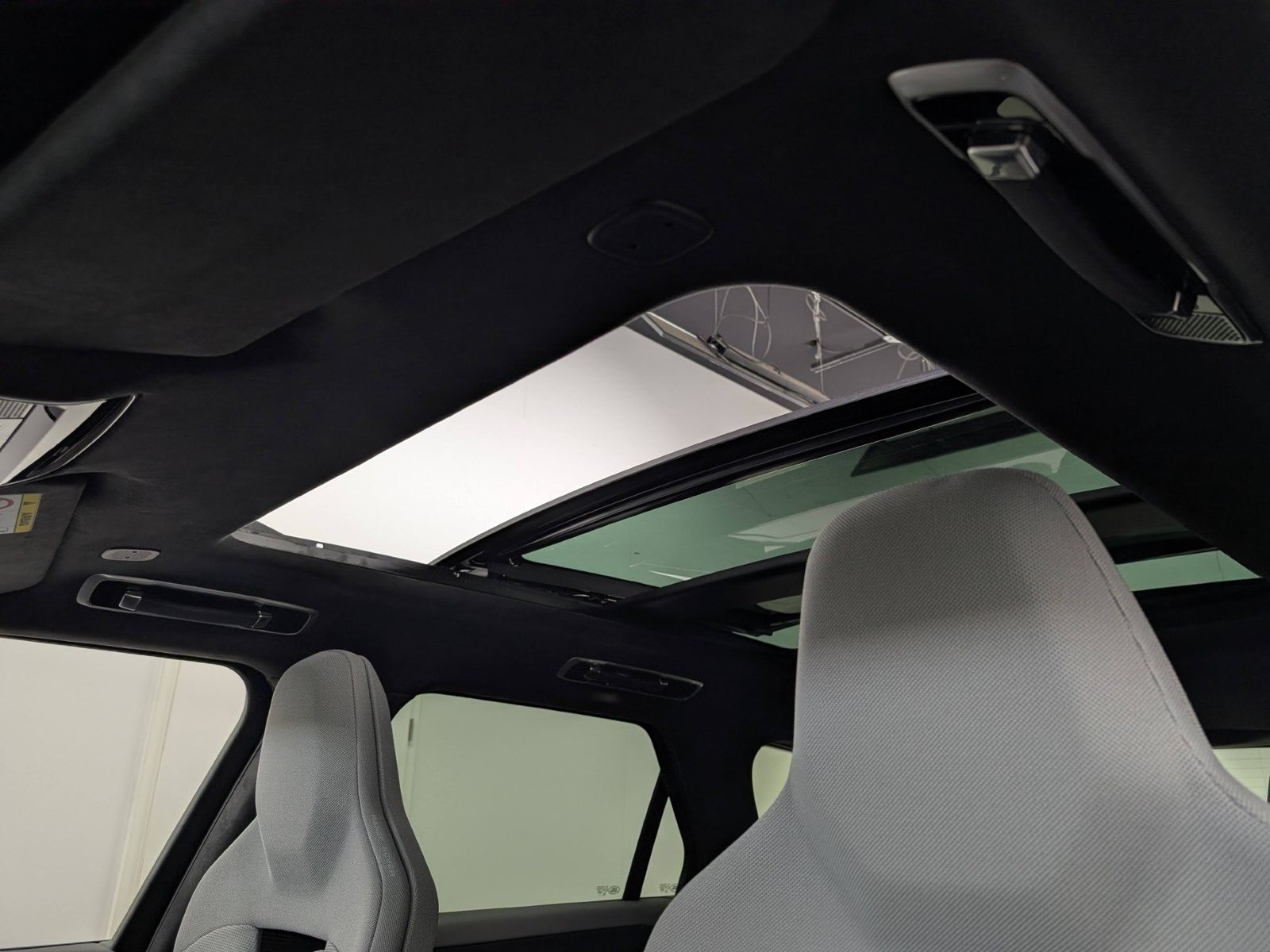 LAND ROVER Range Rover Sport P635 SV EDITION TWO Winter AHK – Bild 10
