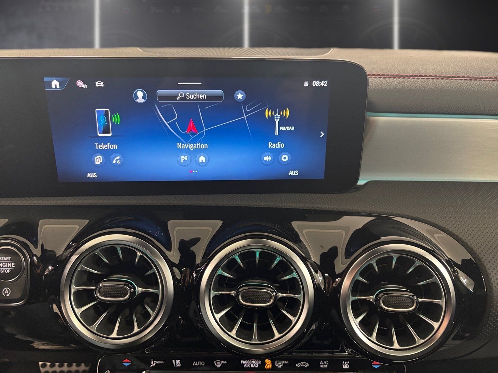 Fahrzeugabbildung Mercedes-Benz CLA 200 AMG PLUS*STDHZG*Pano*HUD*360°*Multibeam*
